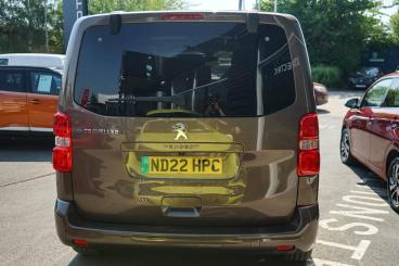 SPOTICAR Peugeot Traveller E-traveller 50kwh Allure Standard Mpv Auto Mwb 5dr (8 Seat, 7. Used Car - Mpv Electric Brown - Leamington - 1200612931_4