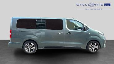 SPOTICAR Peugeot Traveller E-traveller 75kwh Allure Long Mpv Auto Lwb 5dr (8 Seat, 7.4kw Used Car - Commercial Vehicle Electric Green - Stockport - 1200638030_2