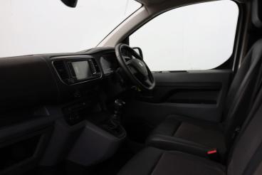 SPOTICAR Peugeot Expert 2.0 Bluehdi 1400 Professional Premium Standard Pan Used Car - Commercial Vehicle Diesel White - Preston - 1200533340_5