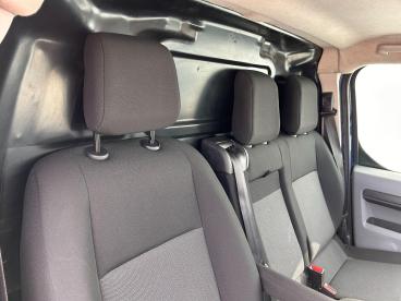 SPOTICAR Peugeot Expert 2.0 Bluehdi 1400 Professional Premium Long Panel V Used Car - Commercial Vehicle Diesel Blue - Preston - 1200571744_5