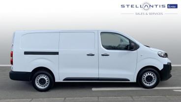 SPOTICAR Peugeot Expert 2.0 Bluehdi Professional Long Panel Van Eat8 Long Used Car - Commercial Vehicle Diesel White - Walton On Thames - 1200583728_2