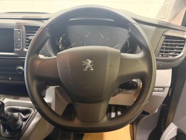 SPOTICAR Peugeot Expert 2.0 Bluehdi 1400 Professional Premium Standard Pan Used Car - Commercial Vehicle Diesel Grey - Carlisle - 1200585550_3