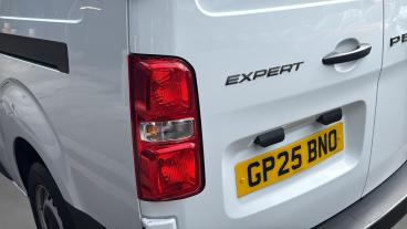 SPOTICAR Peugeot Expert 2.0 Bluehdi Professional Long Panel Van Eat8 Long Used Car - Commercial Vehicle Diesel White - Sheffield - 1200604488_5