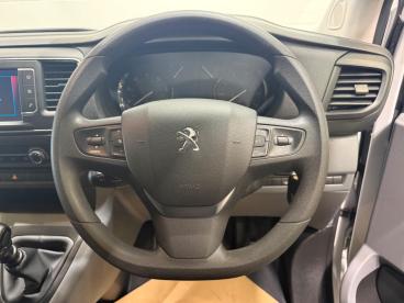 SPOTICAR Peugeot Expert 1.5 Bluehdi 1000 Professional Premium Standard Pan Used Car - Commercial Vehicle Diesel White - Carlisle - 1200613057_3