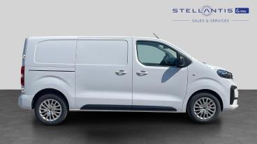 SPOTICAR Peugeot Expert 2.0 Bluehdi Asphalt Standard Panel Van Standard Eu Used Car - Commercial Vehicle Diesel White - Hatfield - 1200617844_2