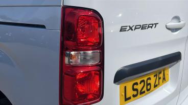 SPOTICAR Peugeot Expert 2.0 Bluehdi Asphalt Standard Panel Van Standard Eu Used Car - Commercial Vehicle Diesel White - Hatfield - 1200617844_5