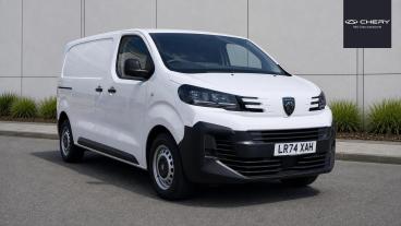 SPOTICAR Peugeot Expert 2.0 Bluehdi Professional Standard Panel Van Standa Used Car - Commercial Vehicle Diesel White - Letchworth - 1200618412_1