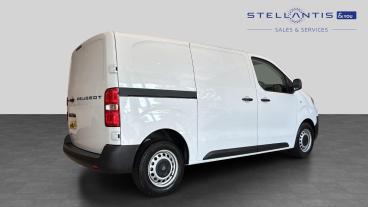 SPOTICAR Peugeot Expert 1.5 Bluehdi Professional Standard Panel Van Standa Used Car - Commercial Vehicle Diesel White - West London - 1200627888_3