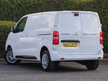 SPOTICAR Peugeot Expert 2.0 Bluehdi Asphalt Standard Panel Van Standard Eu Used Car - Commercial Vehicle Diesel White - Worcester - 1200641176_4