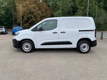 SPOTICAR Peugeot Partner 1.5 Bluehdi 1000 Professional Standard Panel Van S Used Car - Commercial Vehicle Diesel White - Rugby - 1200531840_4
