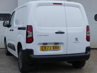 SPOTICAR Peugeot Partner 1.5 Bluehdi 1000 Professional Premium Standard Pan Used Car - Commercial Vehicle Diesel White - Devizes - 1200555186_3