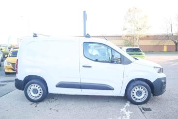 SPOTICAR Peugeot Partner 1.5 Bluehdi 1000 Professional Premium + Standard P Used Car - Commercial Vehicle Diesel White - Leamington - 1200557874_5