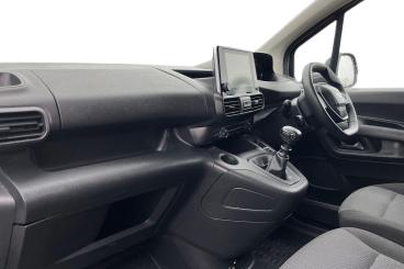 SPOTICAR Peugeot Partner 1.5 Bluehdi 1000 Professional Premium Standard Pan Used Car - Commercial Vehicle Diesel White - Basildon - 1200564228_2