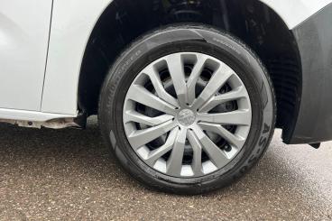 SPOTICAR Peugeot Partner 1.5 Bluehdi 1000 Professional Premium Standard Pan Used Car - Commercial Vehicle Diesel White - Basildon - 1200564228_5