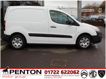 SPOTICAR Peugeot Partner 1.6 Bluehdi 854 Professional L1 5dr Used Car - Commercial Vehicle Diesel White - Salisbury - 1200564403_4