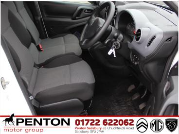 SPOTICAR Peugeot Partner 1.6 Bluehdi 854 Professional L1 5dr Used Car - Commercial Vehicle Diesel White - Salisbury - 1200564403_5