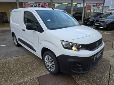 SPOTICAR Peugeot Partner 1.5 Bluehdi 1000 Professional Premium Standard Pan Used Car - Commercial Vehicle Diesel White - Southampton - 1200572277_5