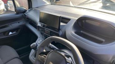 SPOTICAR Peugeot Partner 1.5 Bluehdi 950 Professional Long Panel Van Lwb Eu Used Car - Commercial Vehicle Diesel White - Romford - 1200573102_5