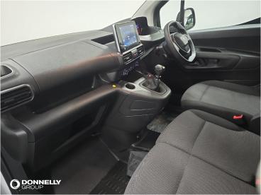 SPOTICAR Peugeot Partner 1.5 Bluehdi 1000 Professional Premium + Standard P Used Car - Commercial Vehicle Diesel White - Dungannon - 1200575006_4