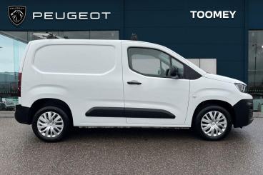 SPOTICAR Peugeot Partner 1.5 Bluehdi 1000 Professional Premium Standard Pan Used Car - Commercial Vehicle Diesel White - Basildon - 1200575207_4