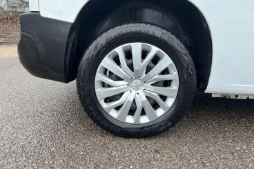 SPOTICAR Peugeot Partner 1.5 Bluehdi 1000 Professional Premium Standard Pan Used Car - Commercial Vehicle Diesel White - Basildon - 1200575207_5