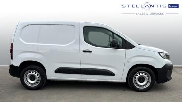 SPOTICAR Peugeot Partner 1.5 Bluehdi 1000 Professional Standard Panel Van S Used Car - Commercial Vehicle Diesel White - Birmingham - 1200583031_2