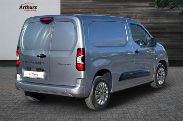 SPOTICAR Peugeot Partner Bluehdi Asphalt Standard Used Car - Commercial Vehicle Diesel Grey - Oswestry - 1200585634_5