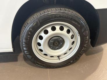 SPOTICAR Peugeot Partner 1.5 Bluehdi 1000 Professional Standard Panel Van S Used Car - Commercial Vehicle Diesel White - Ashington - 1200587469_5