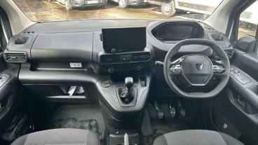 SPOTICAR Peugeot Partner 1.5 Bluehdi 850 Professional Long Crew Van Lwb Eur Used Car - Commercial Vehicle Diesel White - Godalming - 1200588186_4