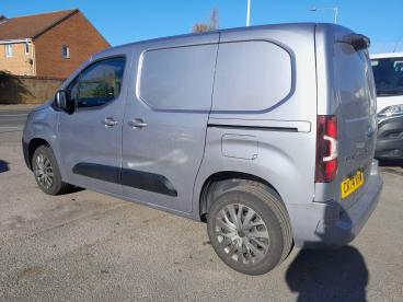 SPOTICAR Peugeot Partner 1.5 Bluehdi 1000 Asphalt Standard Panel Van Eat8 S Used Car - Commercial Vehicle Diesel Grey - Colchester - 1200589290_5