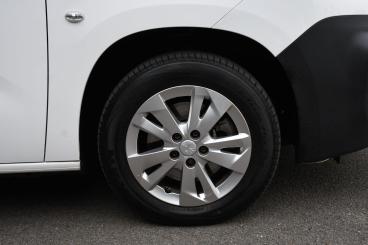 SPOTICAR Peugeot Partner 1.5 Bluehdi 950 Asphalt Long Panel Van Lwb Euro 6 Used Car - Commercial Vehicle Diesel White - Hinckley - 1200589823_4