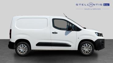 SPOTICAR Peugeot Partner 1.5 Bluehdi 1000 Professional Premium Standard Pan Used Car - Commercial Vehicle Diesel White - Liverpool - 1200610179_2
