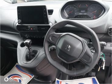 SPOTICAR Peugeot Partner 1.5 Bluehdi 1000 Professional Premium + Standard P Used Car - Commercial Vehicle Diesel White - Enniskillen - 1200611663_4