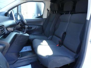 SPOTICAR Peugeot Partner 1.5 Bluehdi 1000 Professional Premium + Standard P Used Car - Commercial Vehicle Diesel White - Devizes - 1200612353_4