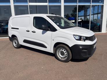 SPOTICAR Peugeot Partner 1.5 Bluehdi 950 Professional Premium + Long Panel Used Car - Commercial Vehicle Diesel White - Boston - 1200615058_5