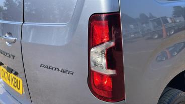 SPOTICAR Peugeot Partner 1.5 Bluehdi 1000 Asphalt Standard Panel Van Eat8 S Used Car - Commercial Vehicle Diesel Grey - Hatfield - 1200624858_5
