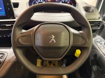 SPOTICAR Peugeot Partner 1.5 Bluehdi 1000 Professional Premium Standard Pan Used Car - Commercial Vehicle Diesel White - Carlisle - 1200629797_3