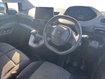 SPOTICAR Peugeot Partner 1.5 Bluehdi 950 Professional Premium + Long Panel Used Car - Commercial Vehicle Diesel White - Cirencester - 1200632635_3