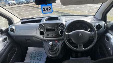 SPOTICAR Peugeot Partner Tepee 1.6 Bluehdi Allure Euro 6 (s/s) 5dr Used Car - Mpv Diesel Silver - Newport - 1200553205_4