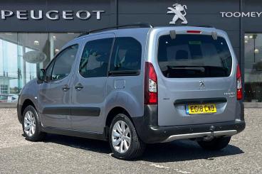 SPOTICAR Peugeot Partner Tepee 1.2 Puretech Outdoor Euro 6 (s/s) 5dr Used Car - Mpv Petrol Grey - Southend-on-sea - 1200562260_3