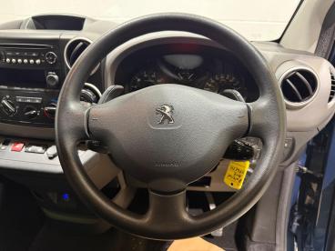 SPOTICAR Peugeot Partner Tepee 1.6 Bluehdi Active Etg Euro 6 (s/s) 5dr Used Car - Mpv Diesel Blue - Carlisle - 1200566820_3