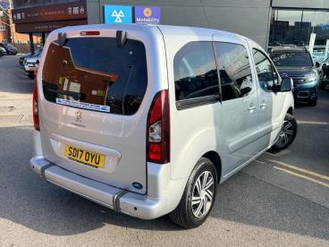 SPOTICAR Peugeot Partner Tepee 1.6 Bluehdi Active Etg Euro 6 (s/s) 5dr Used Car - Mpv Diesel Silver - Wakefield - 1200581709_4