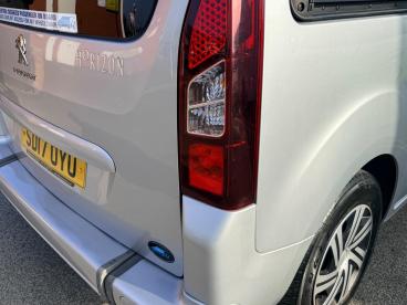 SPOTICAR Peugeot Partner Tepee 1.6 Bluehdi Active Etg Euro 6 (s/s) 5dr Used Car - Mpv Diesel Silver - Wakefield - 1200581709_5