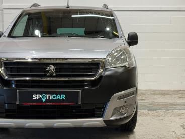 SPOTICAR Peugeot Partner Tepee 1.6 Bluehdi Outdoor Euro 6 (s/s) 5dr Used Car - Mpv Diesel Grey - Carlisle - 1200603047_5