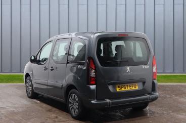 SPOTICAR Peugeot Partner Tepee 1.6 Bluehdi Allure Euro 6 (s/s) 5dr Used Car - Mpv Diesel Grey - Weston-super-mare - 1200619967_5