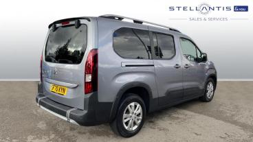 SPOTICAR Peugeot Rifter 1.2 Puretech Allure Long Mpv Eat Euro 6 (s/s) 5dr Used Car - Mpv Petrol Grey - Salford - 1200545047_3