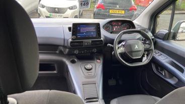 SPOTICAR Peugeot Rifter 1.2 Puretech Allure Long Mpv Eat Euro 6 (s/s) 5dr Used Car - Mpv Petrol Grey - Salford - 1200545047_4