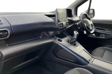 SPOTICAR Peugeot Rifter 1.5 Bluehdi Allure Standard Mpv Euro 6 (s/s) 5dr Used Car - Mpv Diesel Grey - Basildon - 1200564029_2