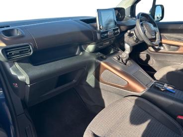 SPOTICAR Peugeot Rifter 1.5 Bluehdi Gt Line Standard Mpv Euro 6 5dr Used Car - Mpv Diesel Blue - Wallsend - 1200580089_3