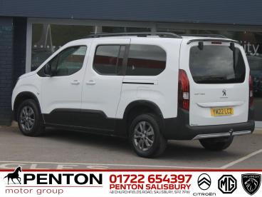 SPOTICAR Peugeot Rifter 1.2 Puretech Allure Premium Long Mpv Eat Euro 6 (s Used Car - Mpv Petrol White - Salisbury - 1200589861_2